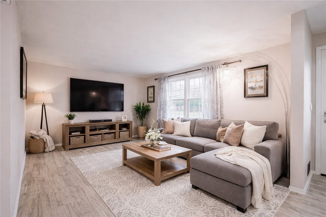 135 Maple Hill Farm Road Penfield, NY 14526 - Photo 7 of 45 Virtually Staged