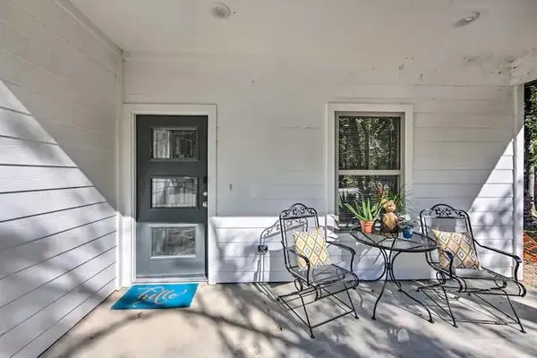 $1,550 | 6150 Shawnee Drive, Mabank, TX 75156