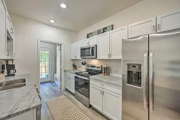 $1,550 | 6150 Shawnee Drive, Mabank, TX 75156