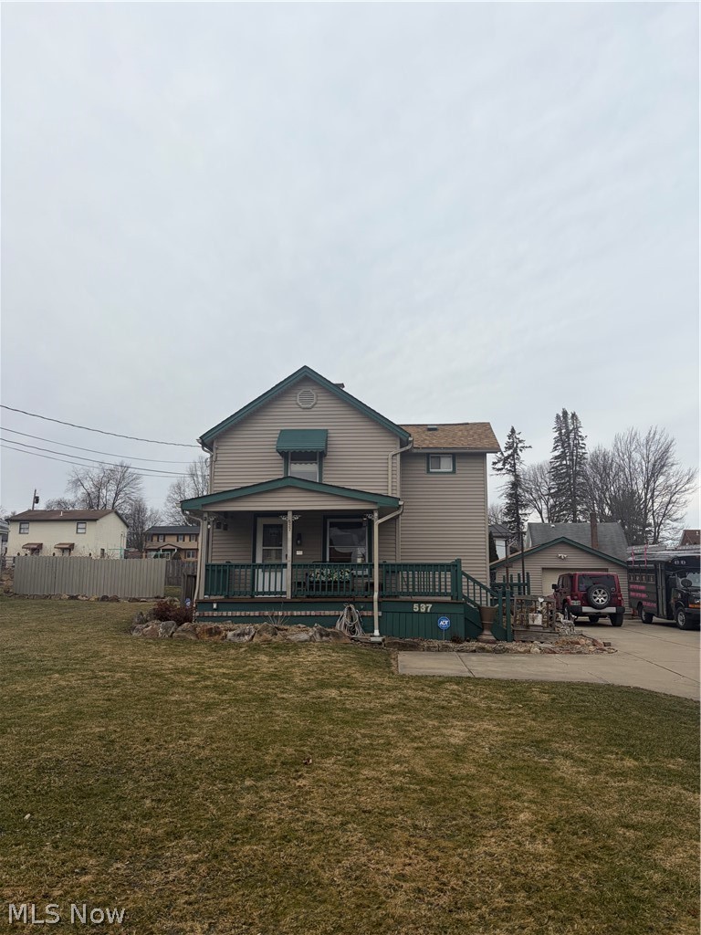 537 7th Street Struthers, OH 44471 - Photo 1 of 1 View of front of home with covered porch