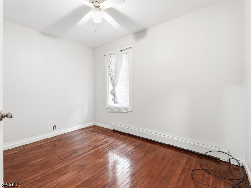 615 Spruce Street Roselle, NJ 07203 - Photo 14 of 31