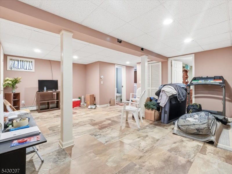 615 Spruce Street Roselle, NJ 07203 - Photo 21 of 31