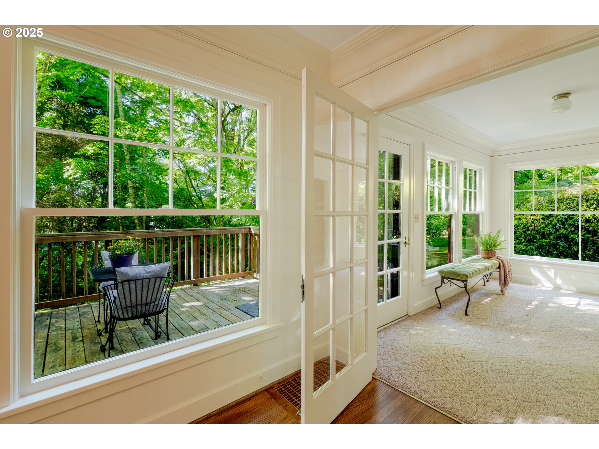 92216 Whiskey Road Warrenton, OR 97146 - Photo 12 of 48 a balcony with furniture and garden
