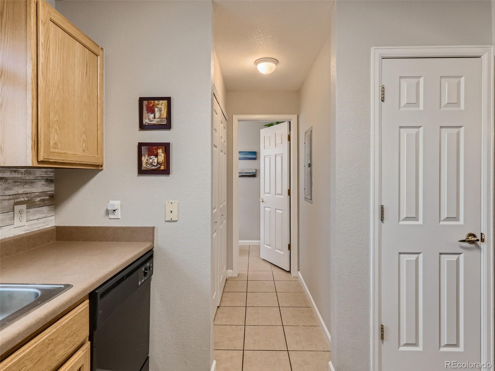 1493 Ophir Road Castle Rock, CO 80109 - Photo 12 of 40