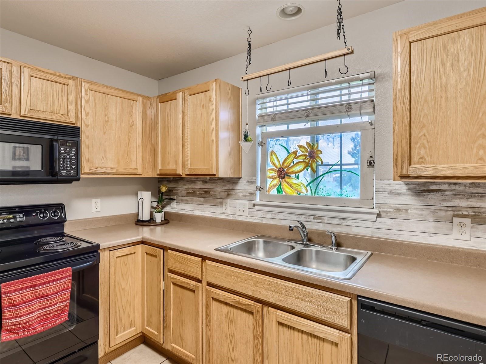 1493 Ophir Road Castle Rock, CO 80109 - Photo 10 of 40