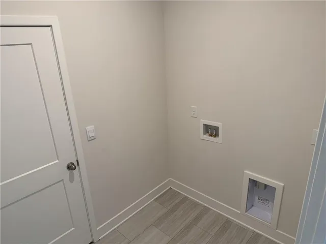 $479,990 | 20762 West 188th Terrace, Spring Hill, KS 66083