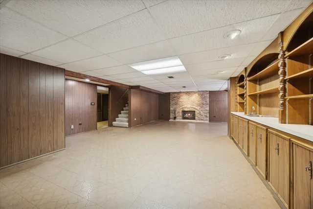 $1,250,000 | 28 Concord Drive, Oak Brook, IL 60523