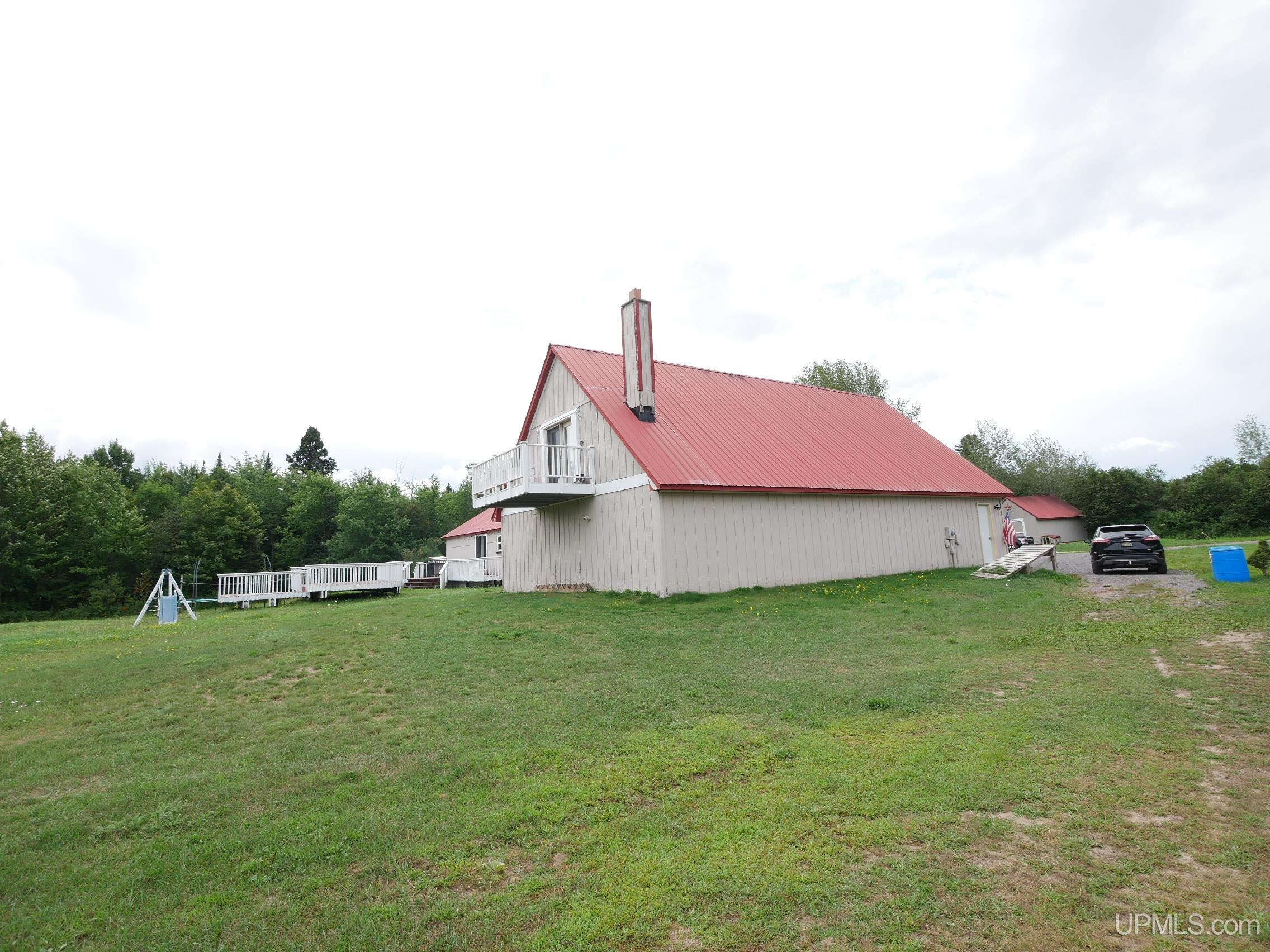 39586 Lower Worham Road Chassell, MI 49916 - Photo 10 of 74 Gallery Image 10