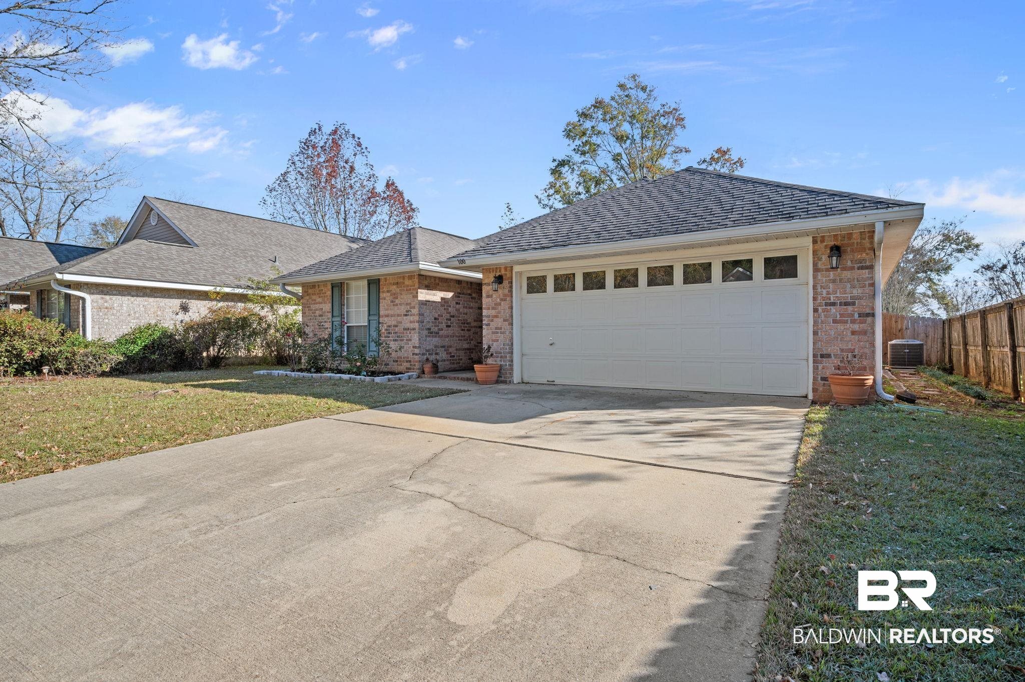 100 Davison Loop Fairhope, AL 36532 - Photo 3 of 29 Gallery Image 3