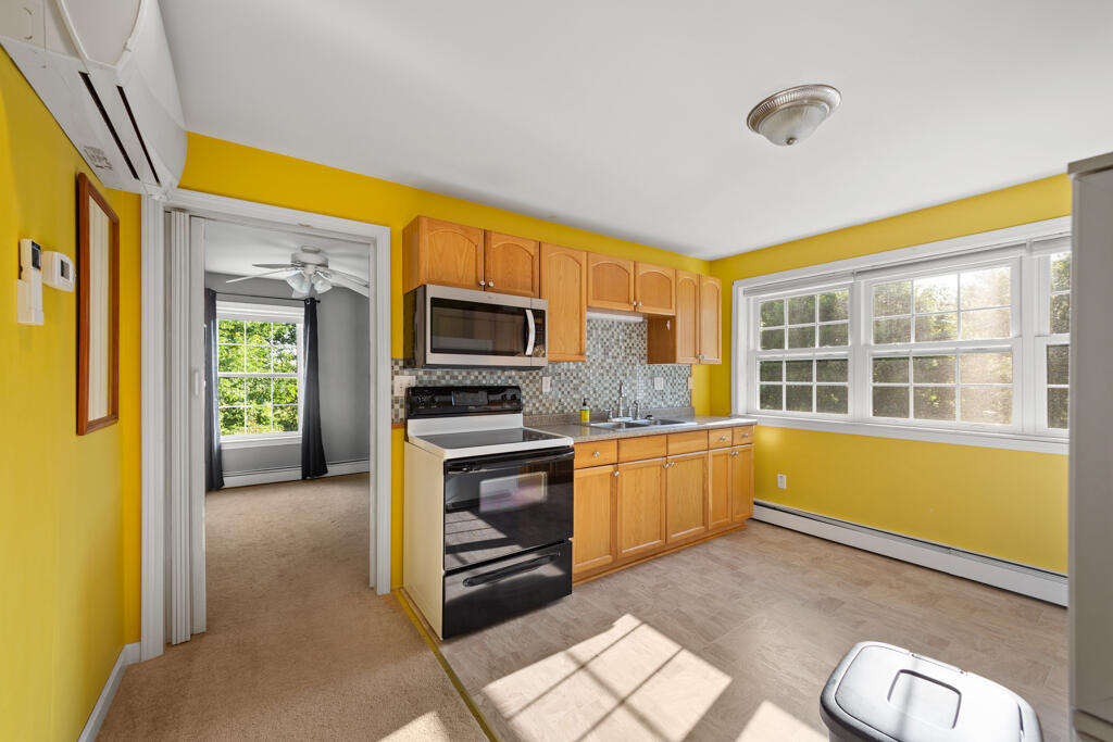 977 Garland Road Winslow, ME 04901 - Photo 36 of 53 In-law Suite
