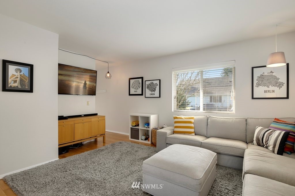 13938 147th Place Southeast Renton, WA 98059 - Photo 12 of 30 Gallery Image 12