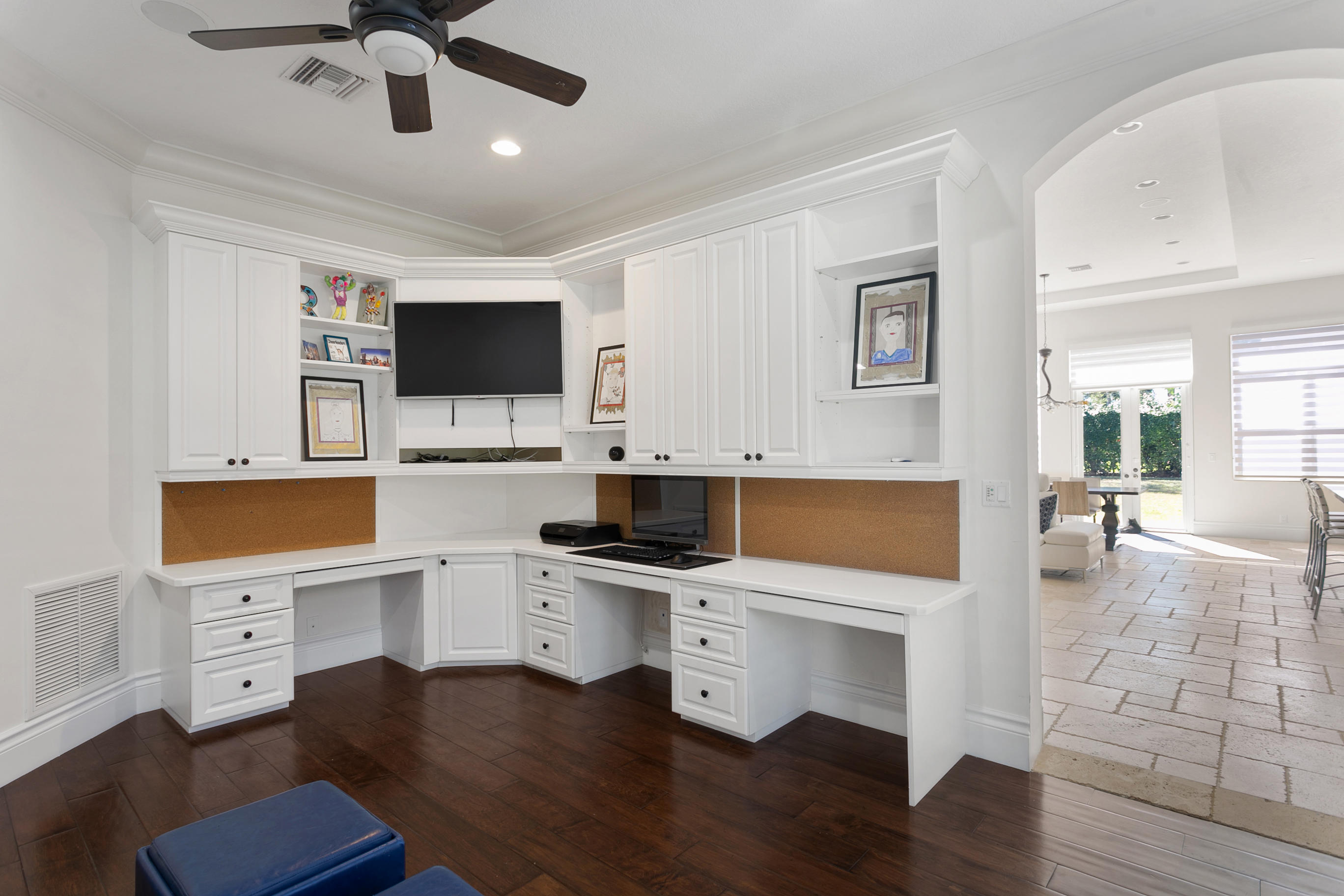 8635 Sawpine Road Delray Beach, FL 33446 - Photo 42 of 73 ENTERTAIN