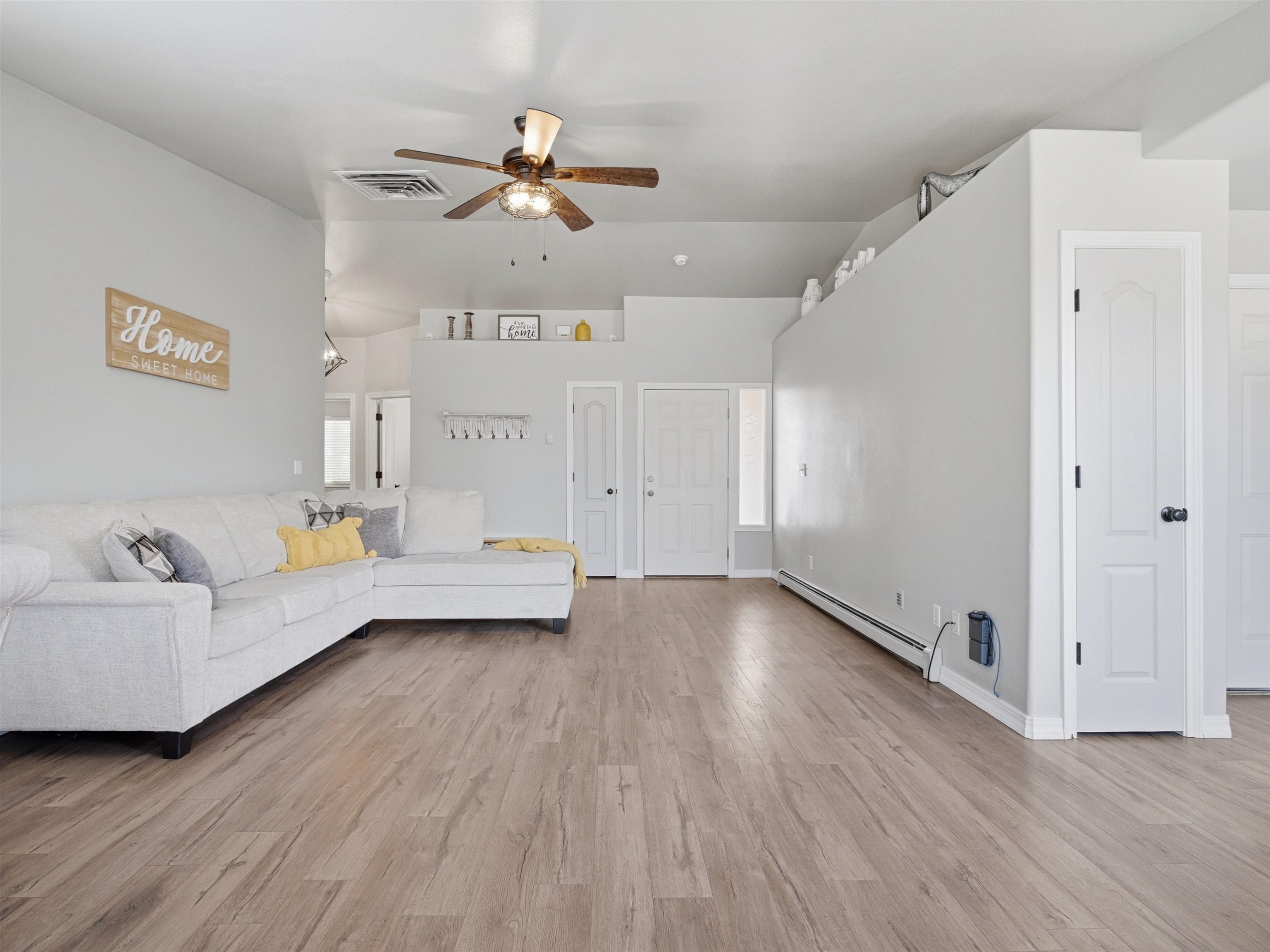 485 Ridge Lane Grand Junction, CO 81504 - Photo 3 of 23