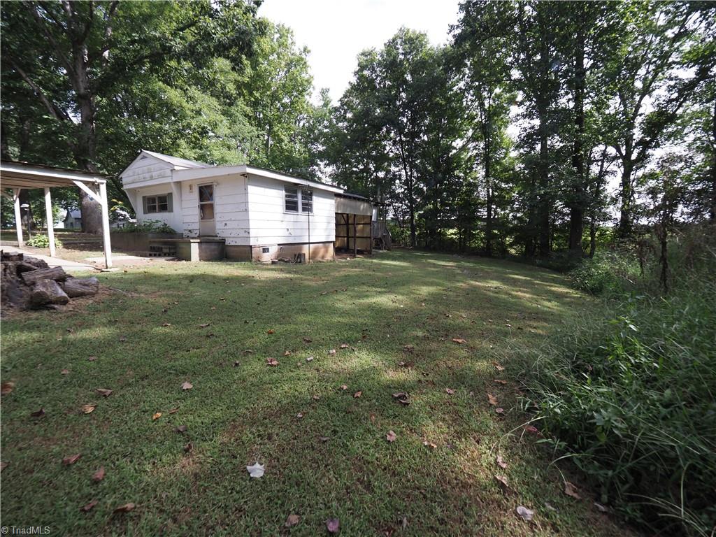2541 Sizemore Road Yadkinville, NC 27055 - Photo 16 of 31