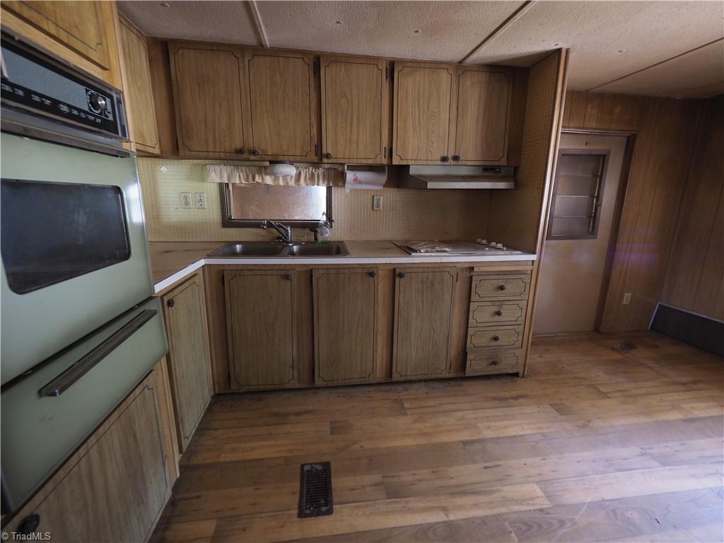 2541 Sizemore Road Yadkinville, NC 27055 - Photo 25 of 31
