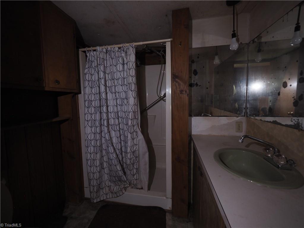2541 Sizemore Road Yadkinville, NC 27055 - Photo 29 of 31