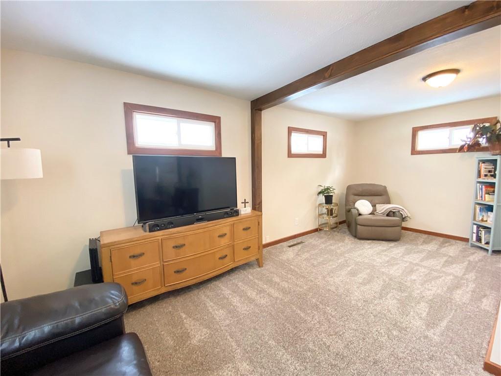 2411 Old Pittsburgh Road New Castle, PA 16101 - Photo 10 of 23 Gallery Image 10