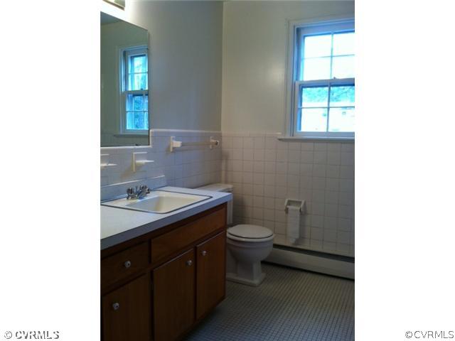 9316 Three Chopt Road Henrico, VA 23229 - Photo 10 of 10 Bathroom