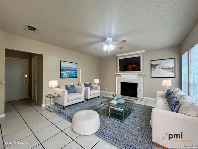 $1,995 | 906 Cap Stone, San Antonio, TX 78258