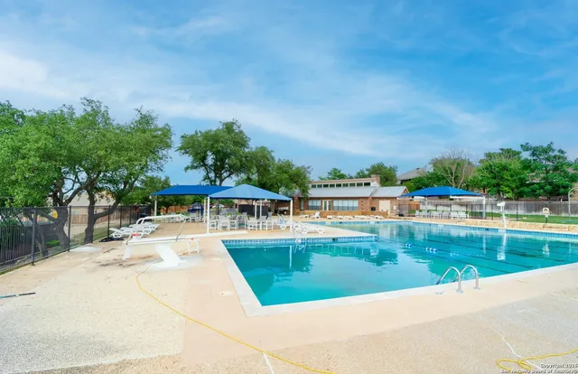 $1,995 | 906 Cap Stone, San Antonio, TX 78258