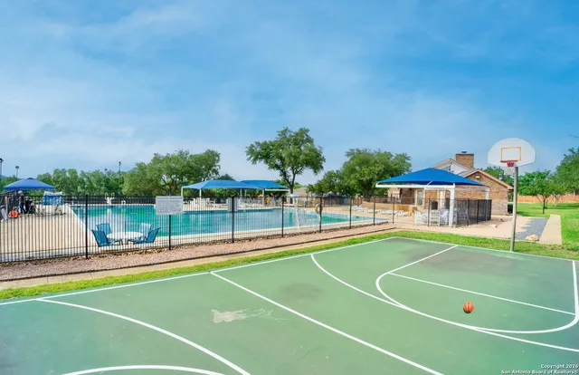 $1,995 | 906 Cap Stone, San Antonio, TX 78258