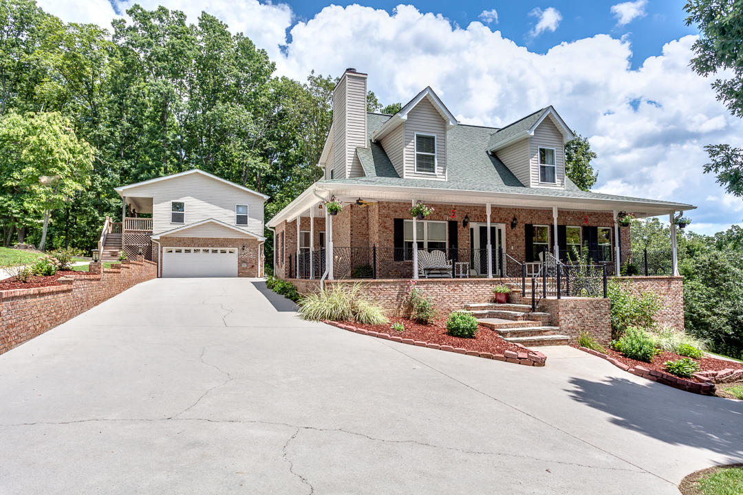 205 Howard Rd