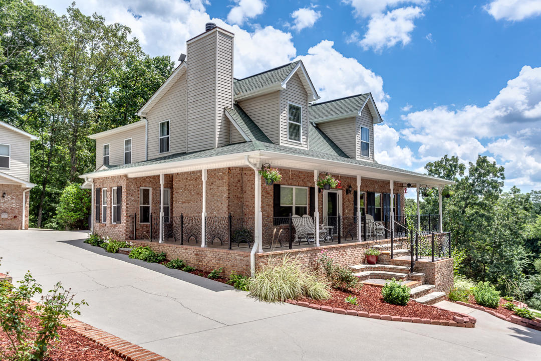 205 Howard Rd