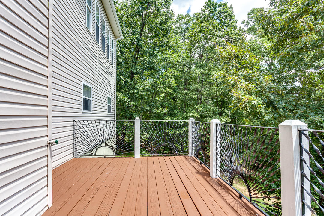 205 Howard Road Loudon, TN 37774 - Photo 12 of 40 Side Deck