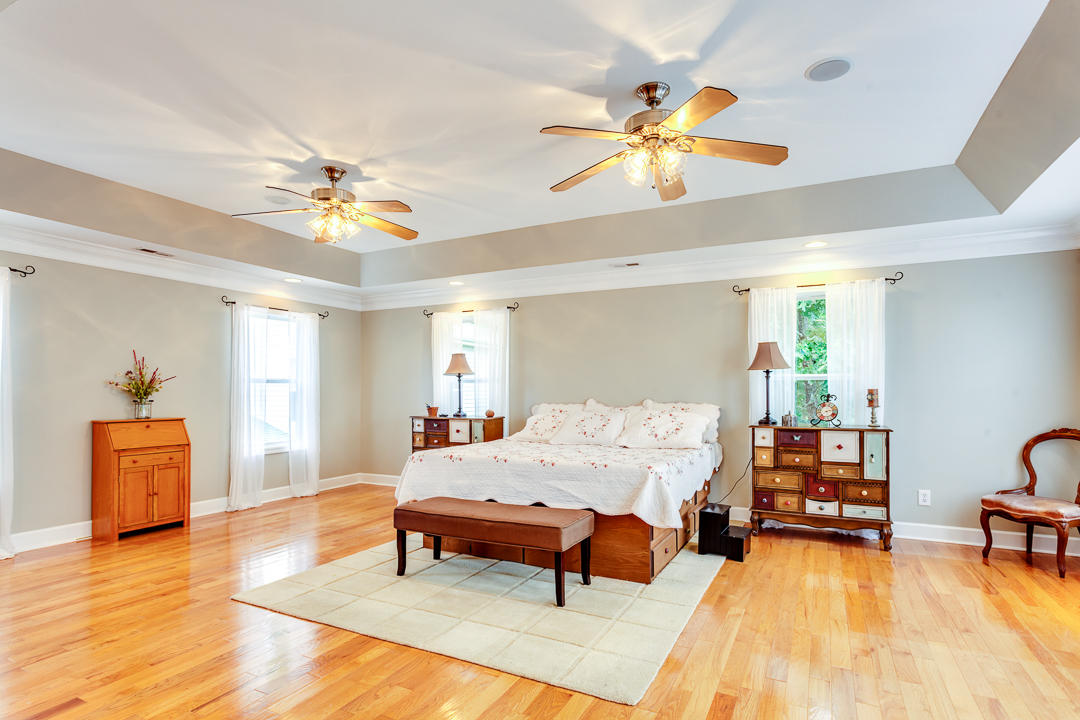 205 Howard Road Loudon, TN 37774 - Photo 19 of 40 Master Bedroom