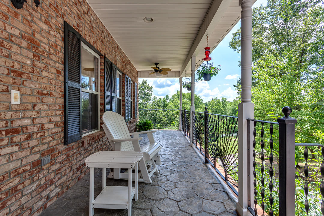 205 Howard Rd