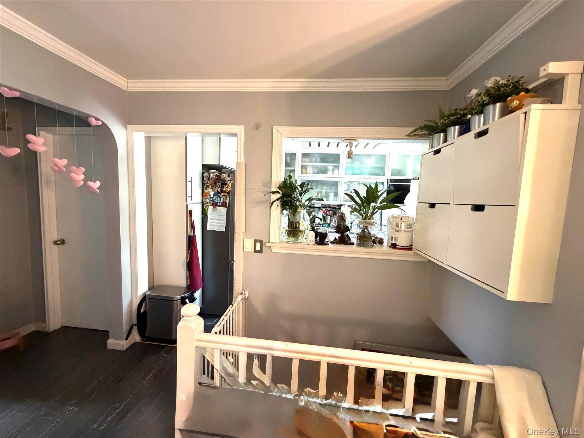 73-96 Springfield Boulevard, Unit 2 Queens, NY 11364 - Photo 6 of 10