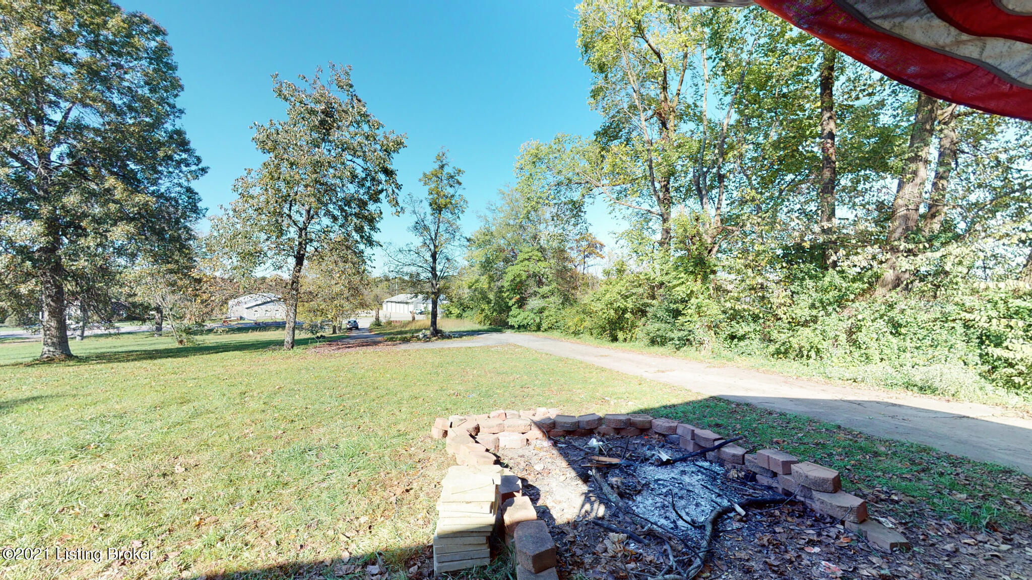 8565 Highway 44 East Mount Washington, KY 40047 - Photo 4 of 37 8565 KY 44 Mt Washington KY 40047 (25 of