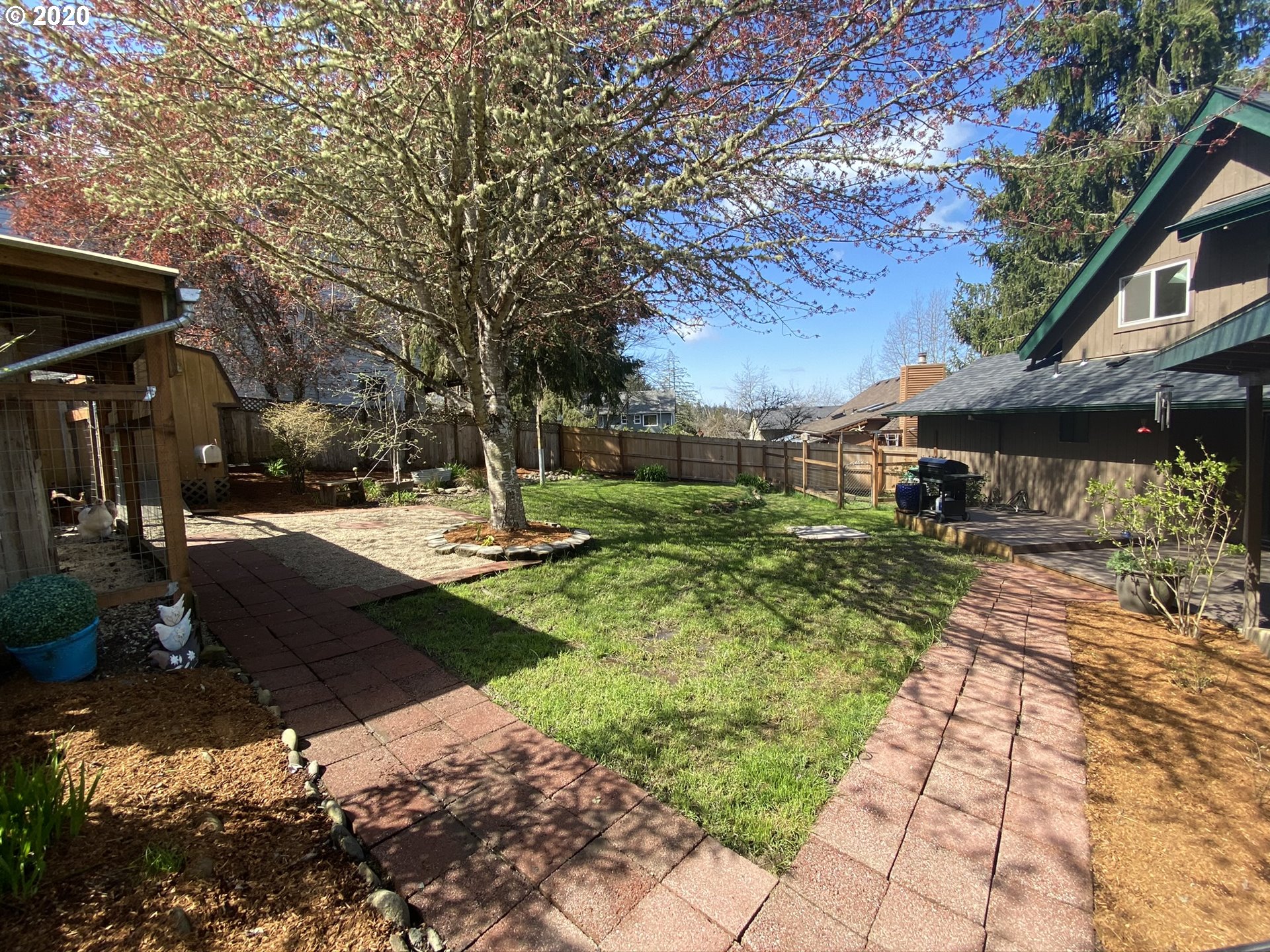 7227 Daisy Street Springfield, OR 97478 - Photo 23 of 28
