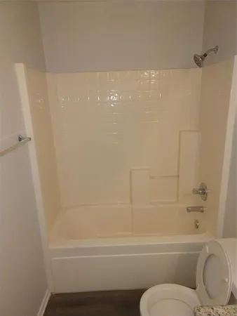 $1,925 | 5706 Vandalia Trail, Arlington, TX 76017