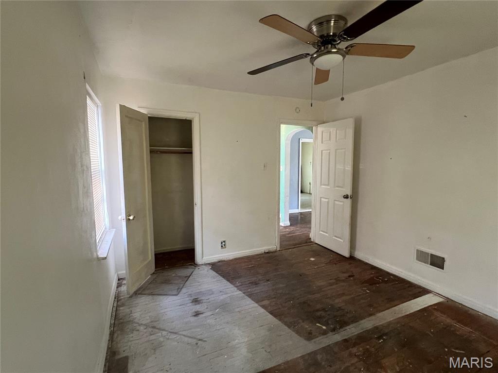 8770 Jordan Street St. Louis, MO 63147 - Photo 16 of 27