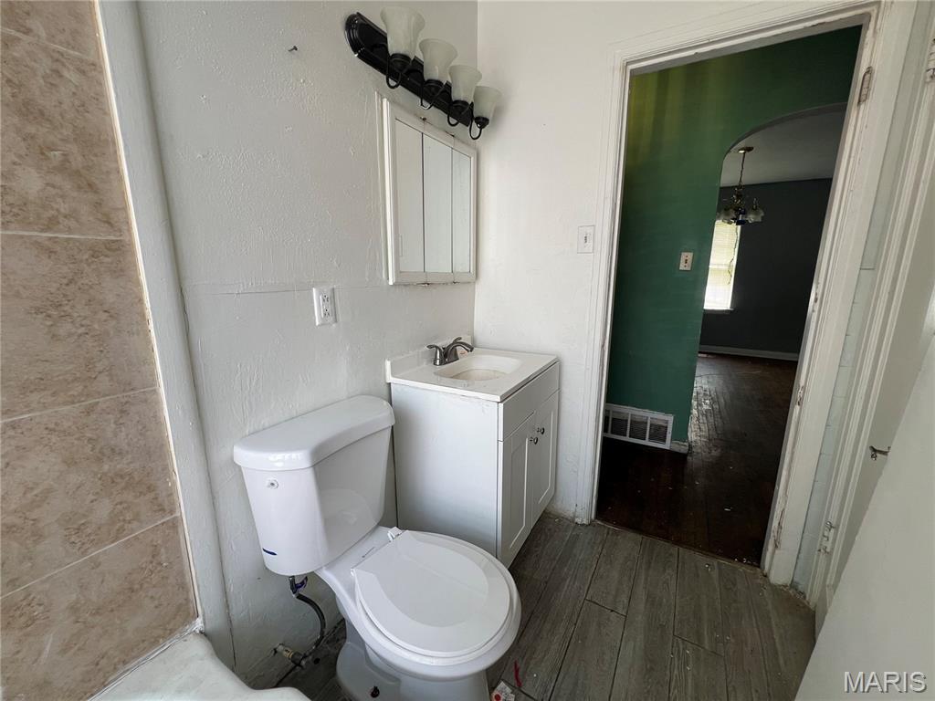 8770 Jordan Street St. Louis, MO 63147 - Photo 18 of 27