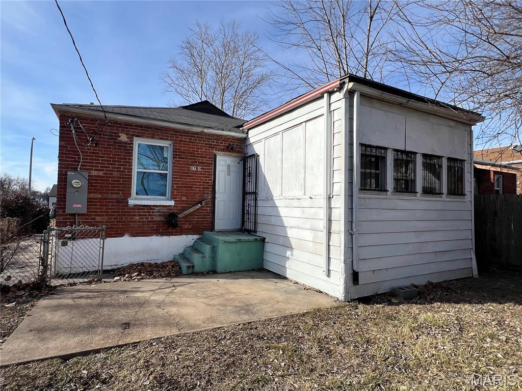 8770 Jordan Street St. Louis, MO 63147 - Photo 7 of 27