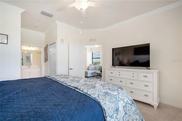 $375,000 | 17724 Gawthrop Drive, Unit 301, Bradenton, FL 34211