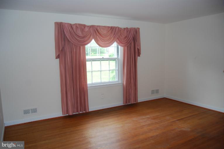 313 East Timonium Road Lutherville-Timonium, MD 21093 - Photo 10 of 13 Bedroom (Master)