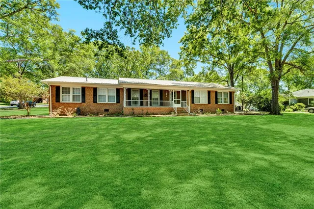 $340,000 | 302 Forest Lane, Belton, SC 29627