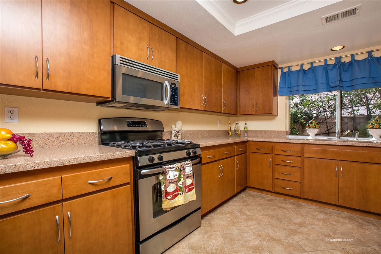 1508 Green Oak Road Vista, CA 92081 - Photo 3 of 21 Gallery Image 3