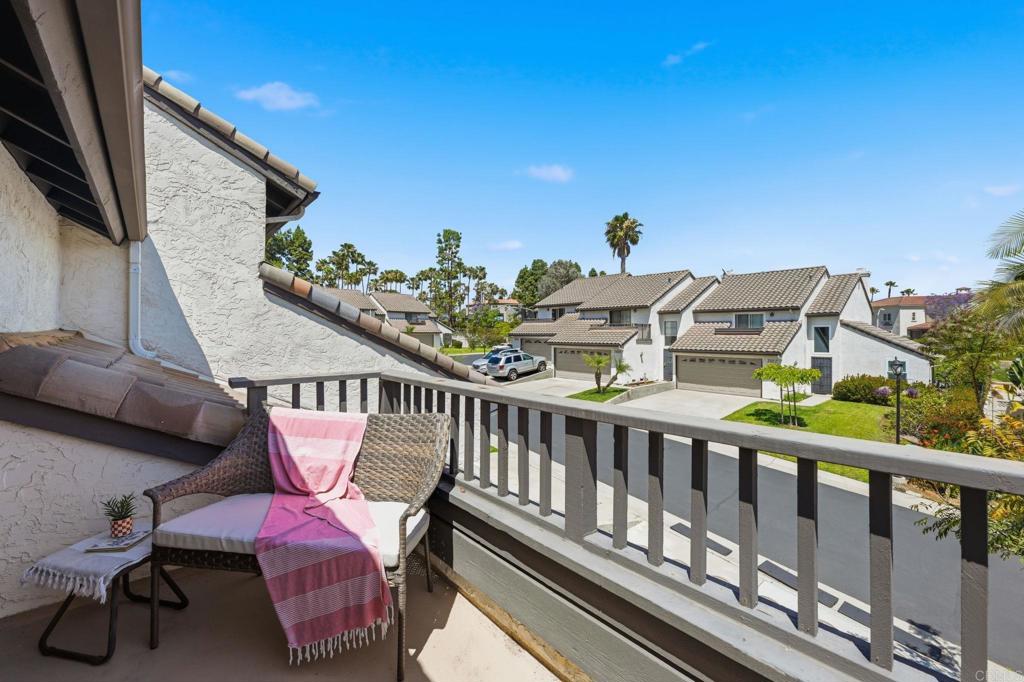 7015 Goldenrod Way Carlsbad, CA 92011 - Photo 24 of 36