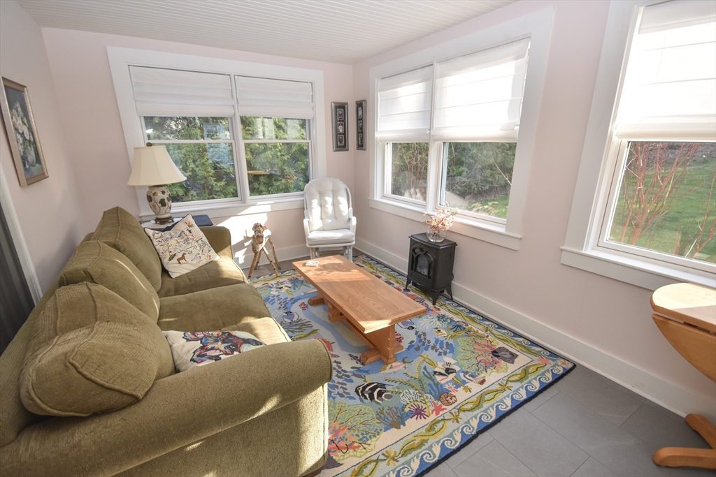 88 Blue Hills Road Amherst, MA 01002 - Photo 20 of 35 Gallery Image 20