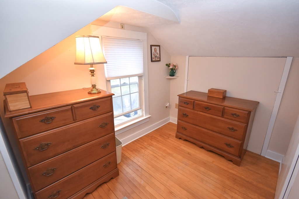 88 Blue Hills Road Amherst, MA 01002 - Photo 28 of 35 Gallery Image 28