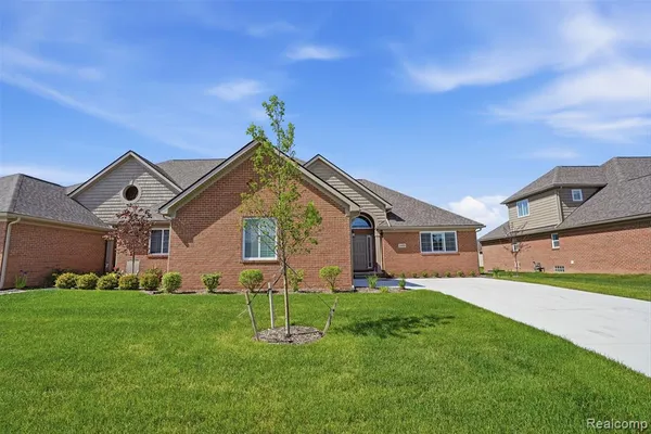 $428,000 | 33806 Au Sable Drive, Unit 38, New Baltimore, MI 48047
