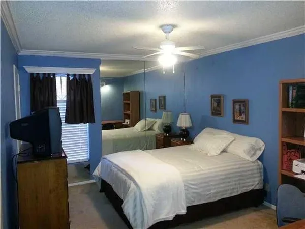 $1,275 | 910 Duncan Lane, Unit 11, Austin, TX 78705