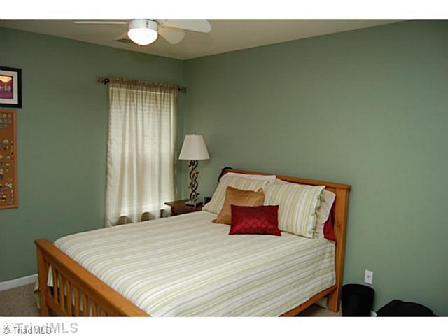 894 Hedgepath Terrace High Point, NC 27265 - Photo 13 of 16 4th Bedroom.