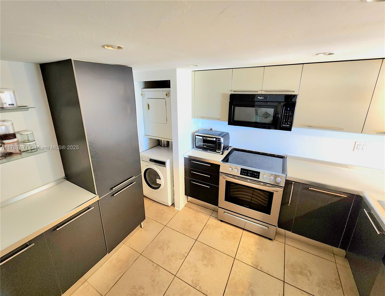 1925 Brickell Avenue, Unit 706 Miami, FL 33129 - Photo 6 of 20