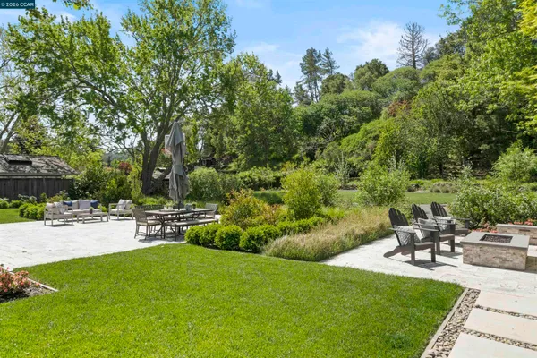 $3,750,000 | 246 Overhill Road, Orinda, CA 94563