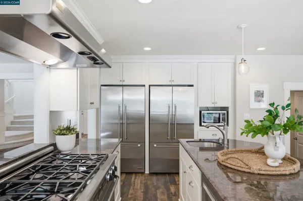 $3,750,000 | 246 Overhill Road, Orinda, CA 94563
